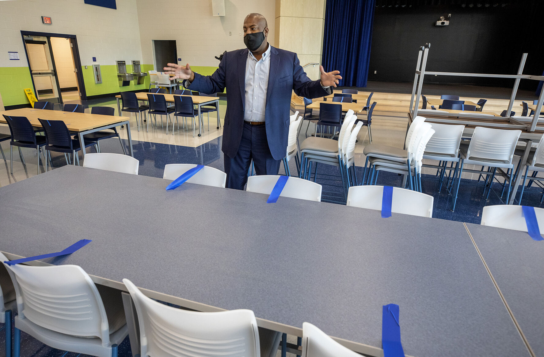 LEDE Covid spaced seating.jpg